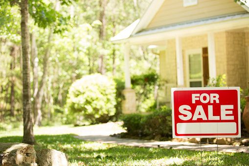 How to Sell Your Home While Living in It – Texas Realtors